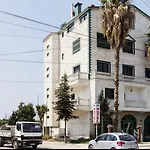 Hotel Leone